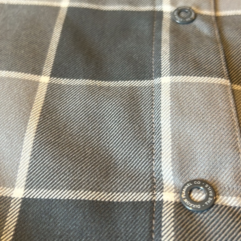 DIXXON Flannel The RAILS Men's Flannel Shirt 2XL. NWT. No bag. - Picture 3 of 5